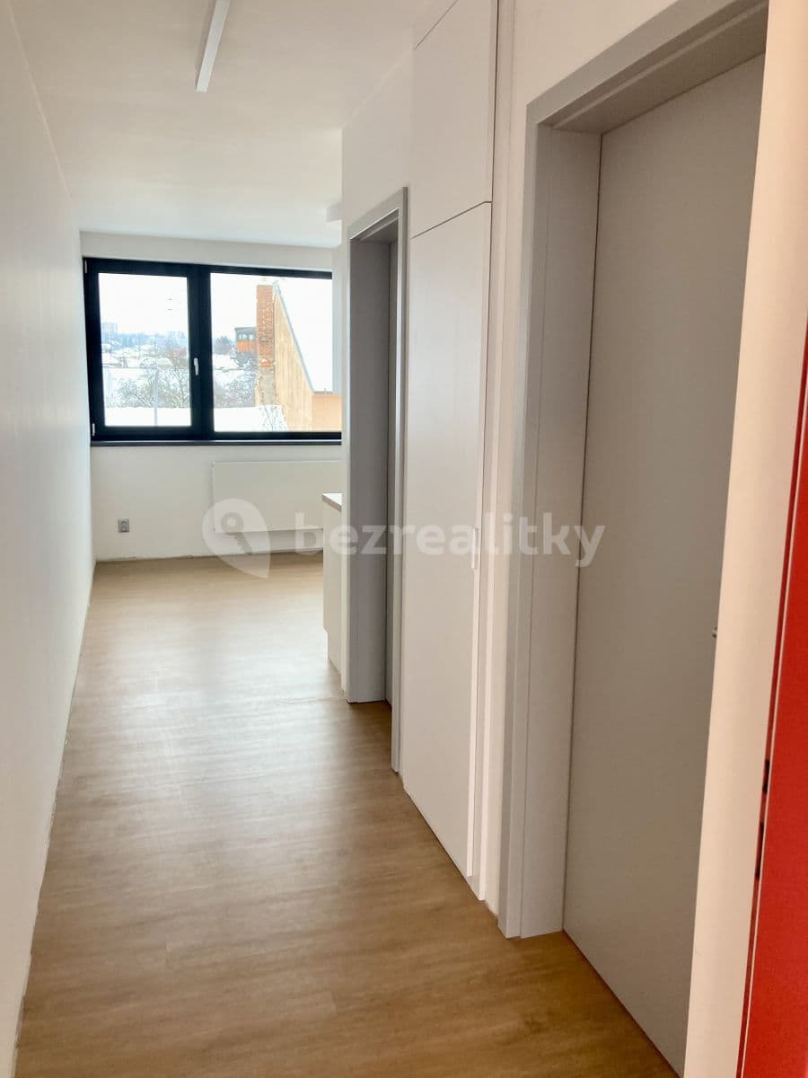 Prenájom bytu 2-izbový 40 m², Brno, Jihomoravský kraj Prenájom bytu 2-izbový 40 m², Brno, Jihomoravský kraj