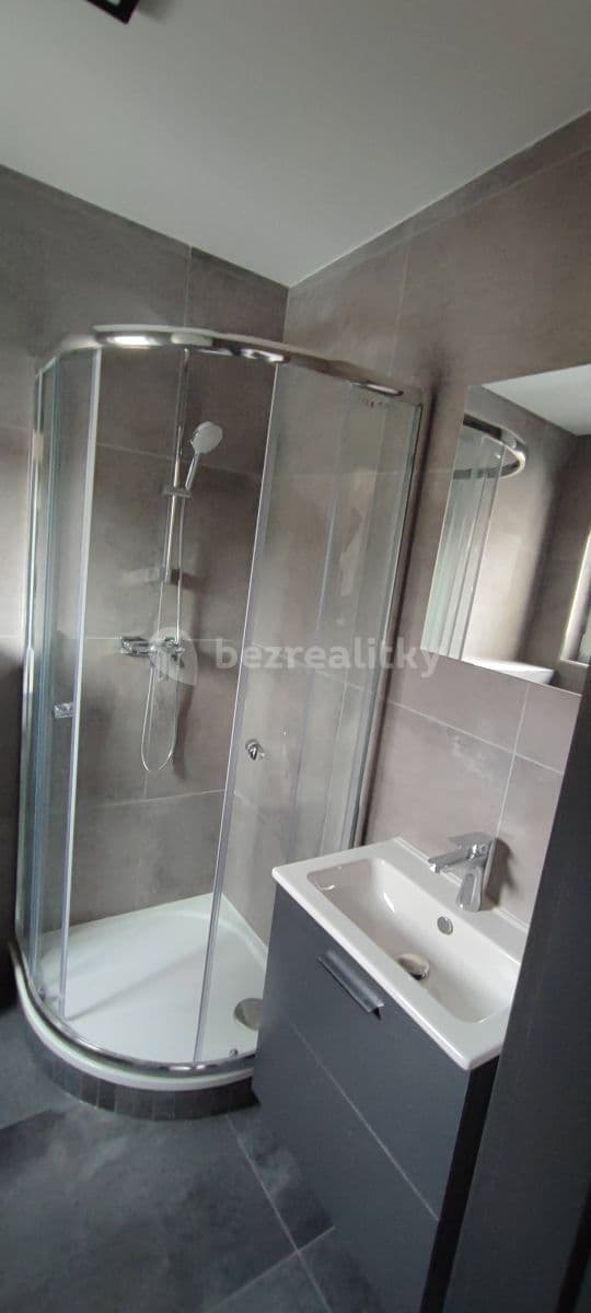 Prenájom bytu 1-izbový 23 m², Na Rokytce, Říčany, Středočeský kraj Prenájom bytu 1-izbový 23 m², Na Rokytce, Říčany, Středočeský kraj