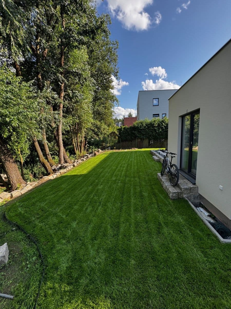 Prenájom bytu 1-izbový 23 m², Na Rokytce, Říčany, Středočeský kraj Prenájom bytu 1-izbový 23 m², Na Rokytce, Říčany, Středočeský kraj