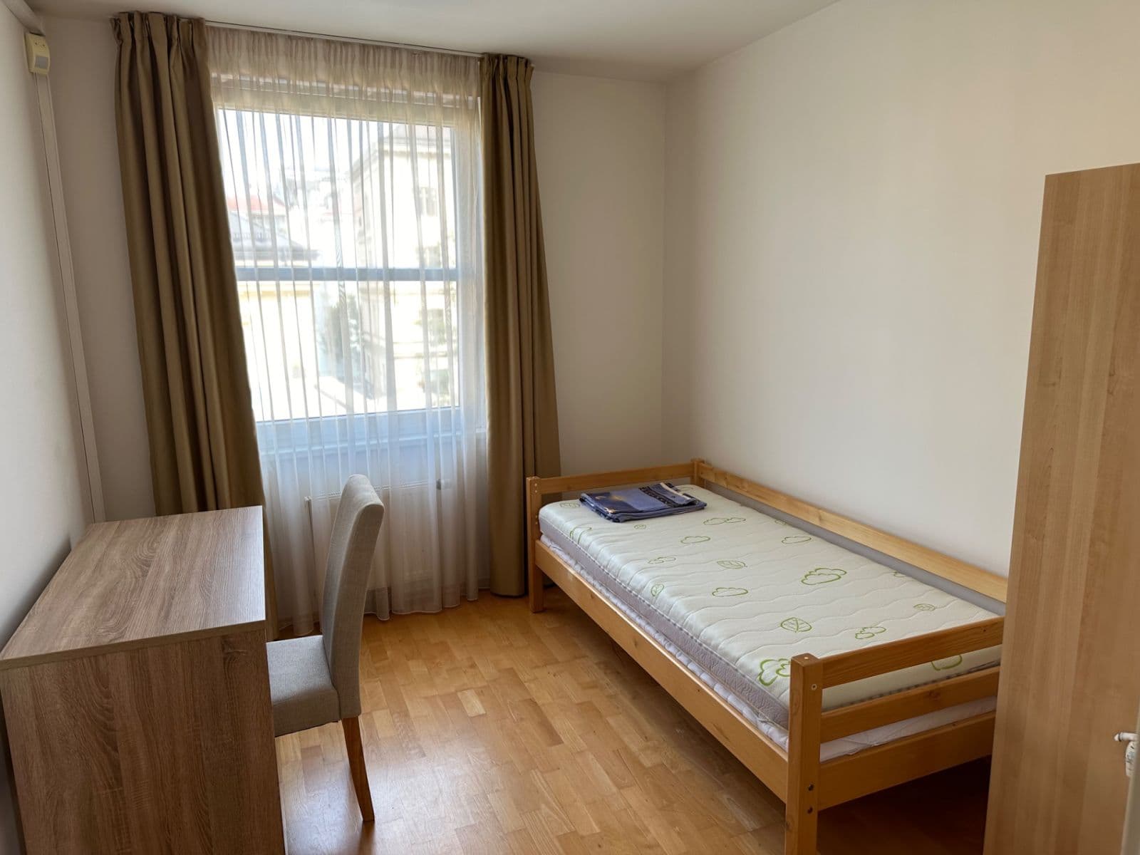 Prenájom bytu 3-izbový 96 m², U Zvonařky, Praha, Praha Prenájom bytu 3-izbový 96 m², U Zvonařky, Praha, Praha