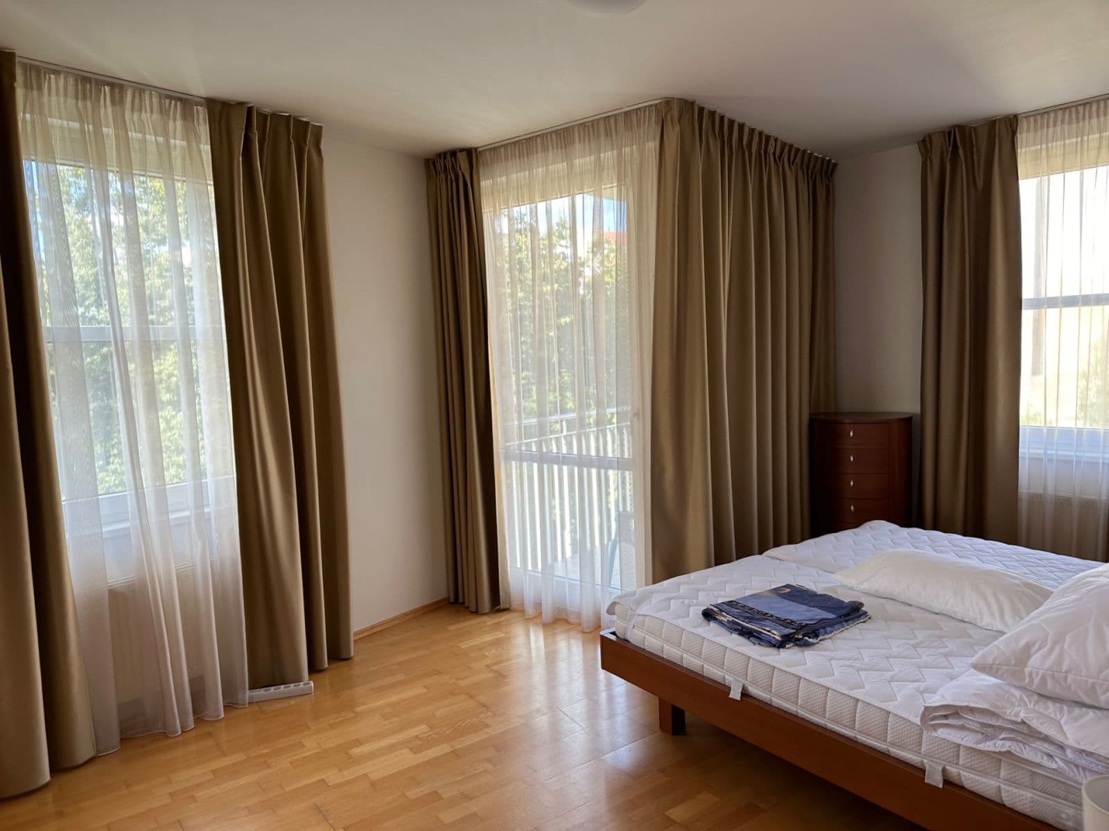 Prenájom bytu 3-izbový 96 m², U Zvonařky, Praha, Praha Prenájom bytu 3-izbový 96 m², U Zvonařky, Praha, Praha