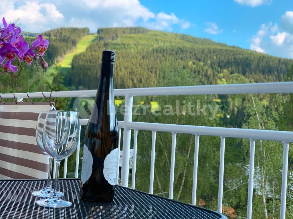 Prenájom bytu 3-izbový 68 m², Špindlerův Mlýn, Královéhradecký kraj Prenájom bytu 3-izbový 68 m², Špindlerův Mlýn, Královéhradecký kraj