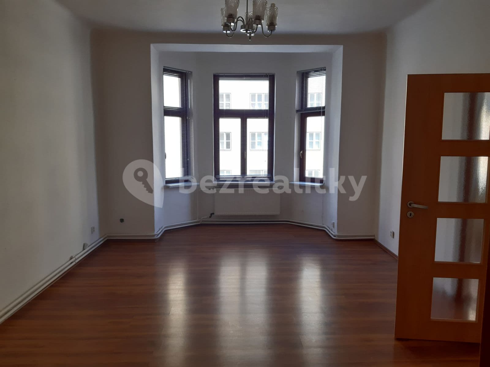 Prenájom bytu 3-izbový 89 m², Merhautova, Brno, Jihomoravský kraj Prenájom bytu 3-izbový 89 m², Merhautova, Brno, Jihomoravský kraj