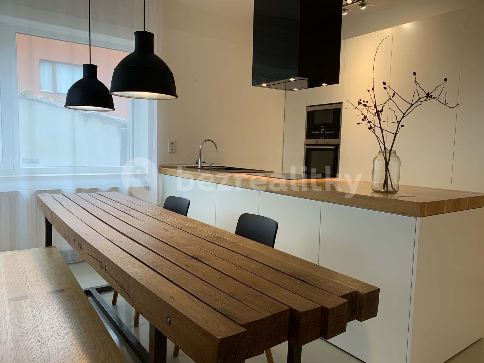 Prenájom bytu 3-izbový 96 m², Zelený pruh, Praha, Praha Prenájom bytu 3-izbový 96 m², Zelený pruh, Praha, Praha