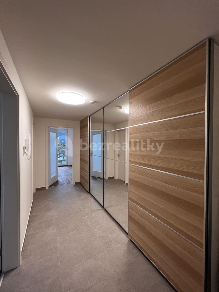 Prenájom bytu 2-izbový 51 m², Svatošových, Praha, Praha Prenájom bytu 2-izbový 51 m², Svatošových, Praha, Praha