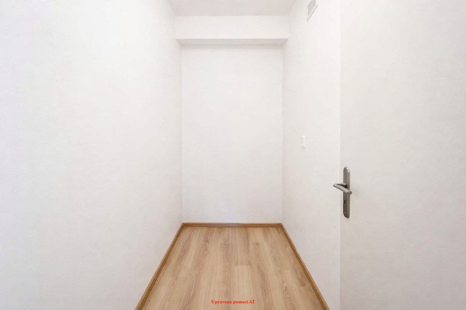 Prenájom bytu 3-izbový 91 m², Dělnická, Havířov, Moravskoslezský kraj Prenájom bytu 3-izbový 91 m², Dělnická, Havířov, Moravskoslezský kraj
