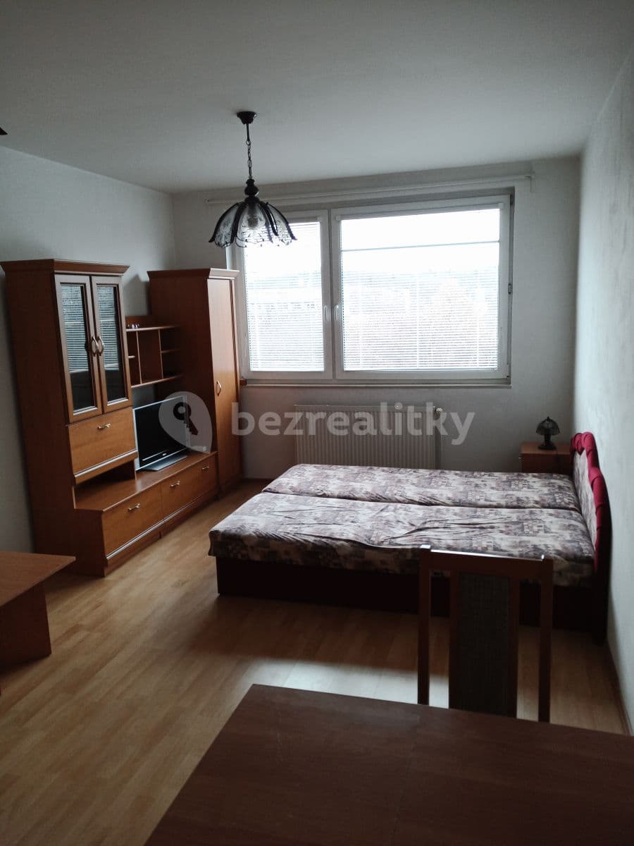Prenájom bytu 1-izbový 27 m², Štúrova, Praha, Praha Prenájom bytu 1-izbový 27 m², Štúrova, Praha, Praha