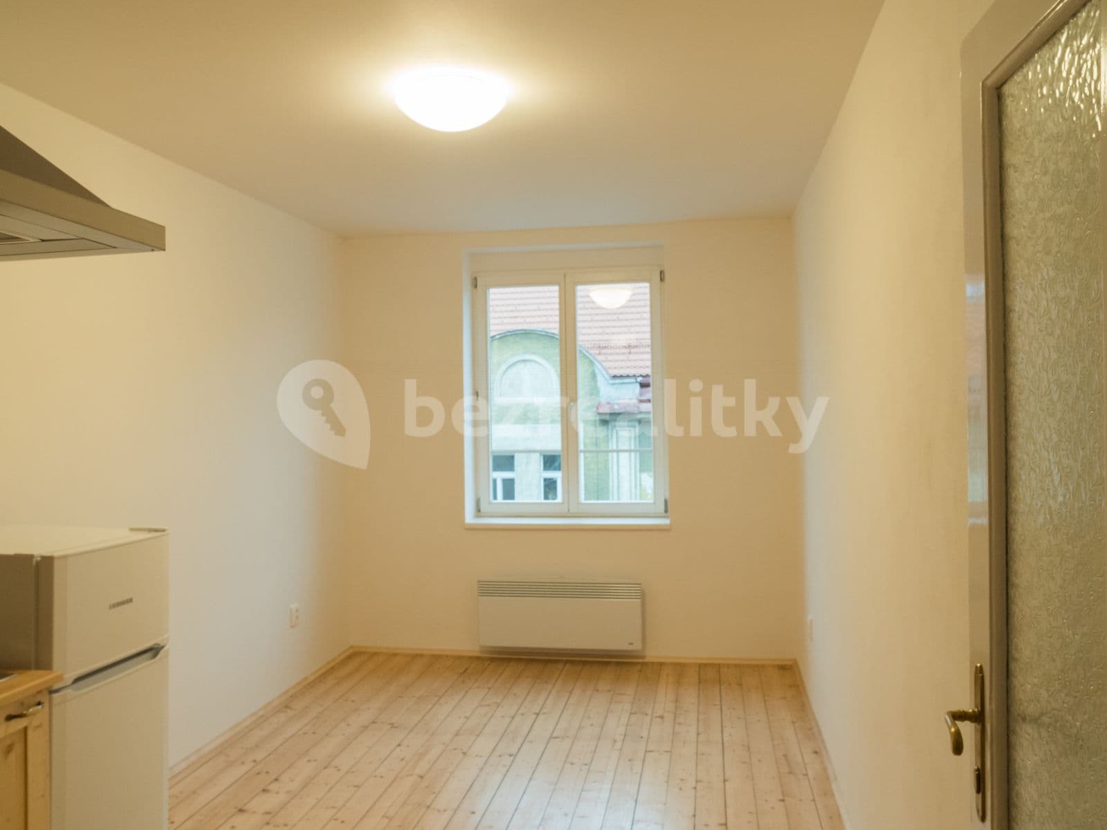 Prenájom bytu 2-izbový 50 m², U Křížku, Praha, Praha Prenájom bytu 2-izbový 50 m², U Křížku, Praha, Praha