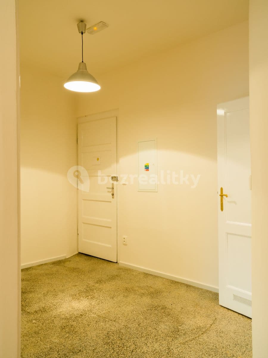 Prenájom bytu 2-izbový 50 m², U Křížku, Praha, Praha Prenájom bytu 2-izbový 50 m², U Křížku, Praha, Praha