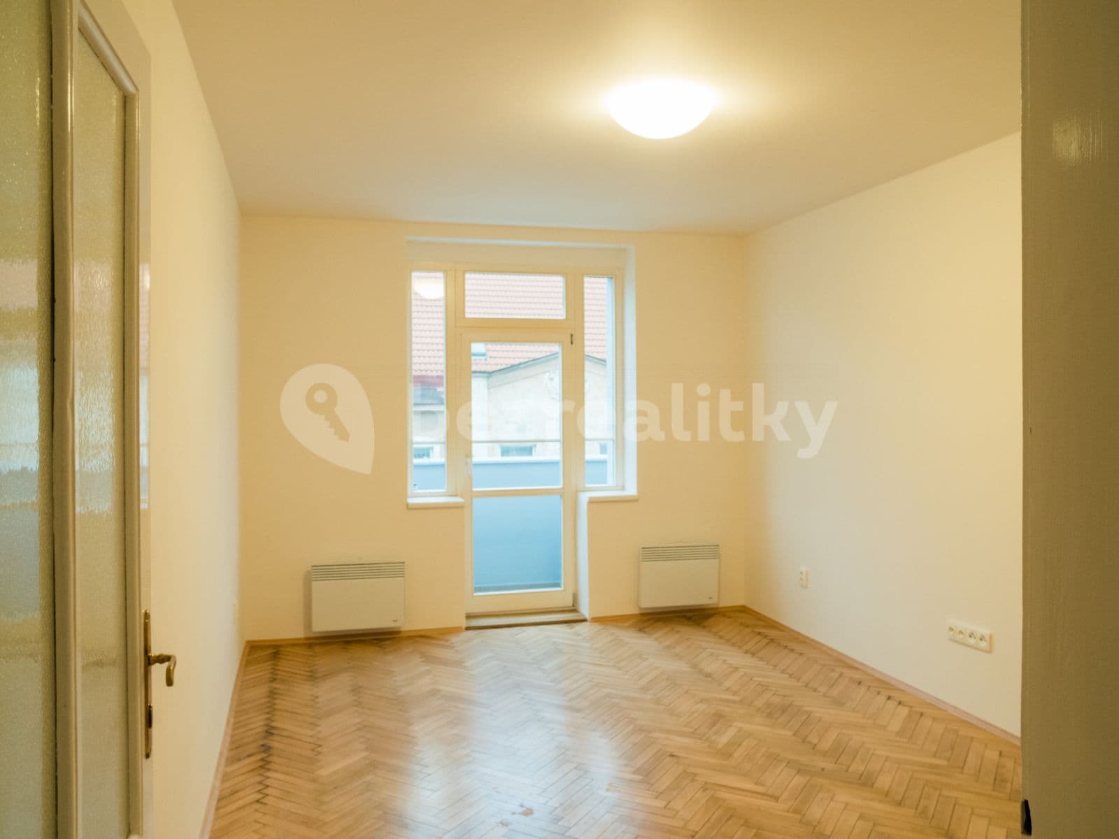 Prenájom bytu 2-izbový 50 m², U Křížku, Praha, Praha Prenájom bytu 2-izbový 50 m², U Křížku, Praha, Praha