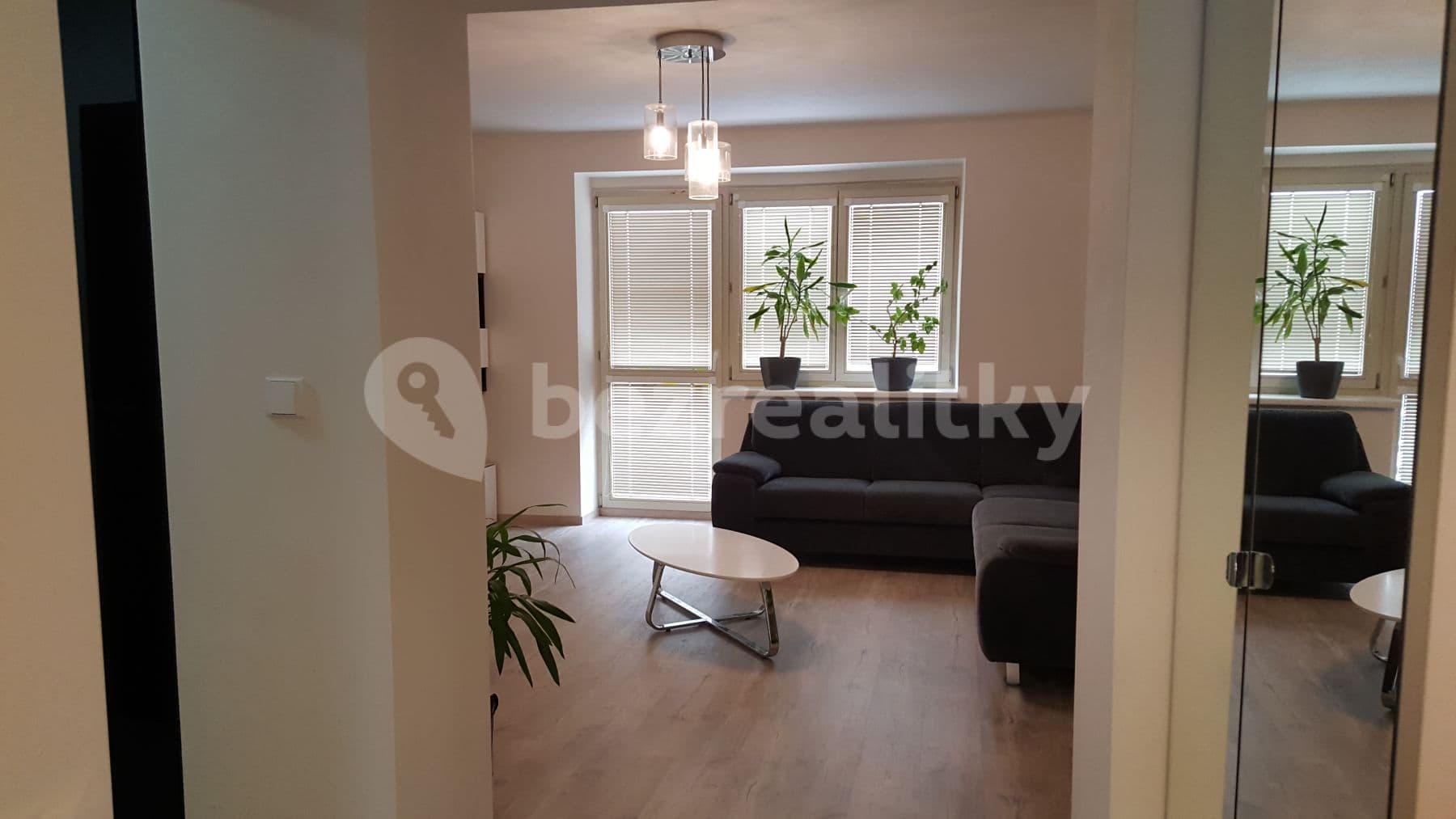 Prenájom bytu 3-izbový 75 m², Labská kotlina, Hradec Králové, Královéhradecký kraj Prenájom bytu 3-izbový 75 m², Labská kotlina, Hradec Králové, Královéhradecký kraj