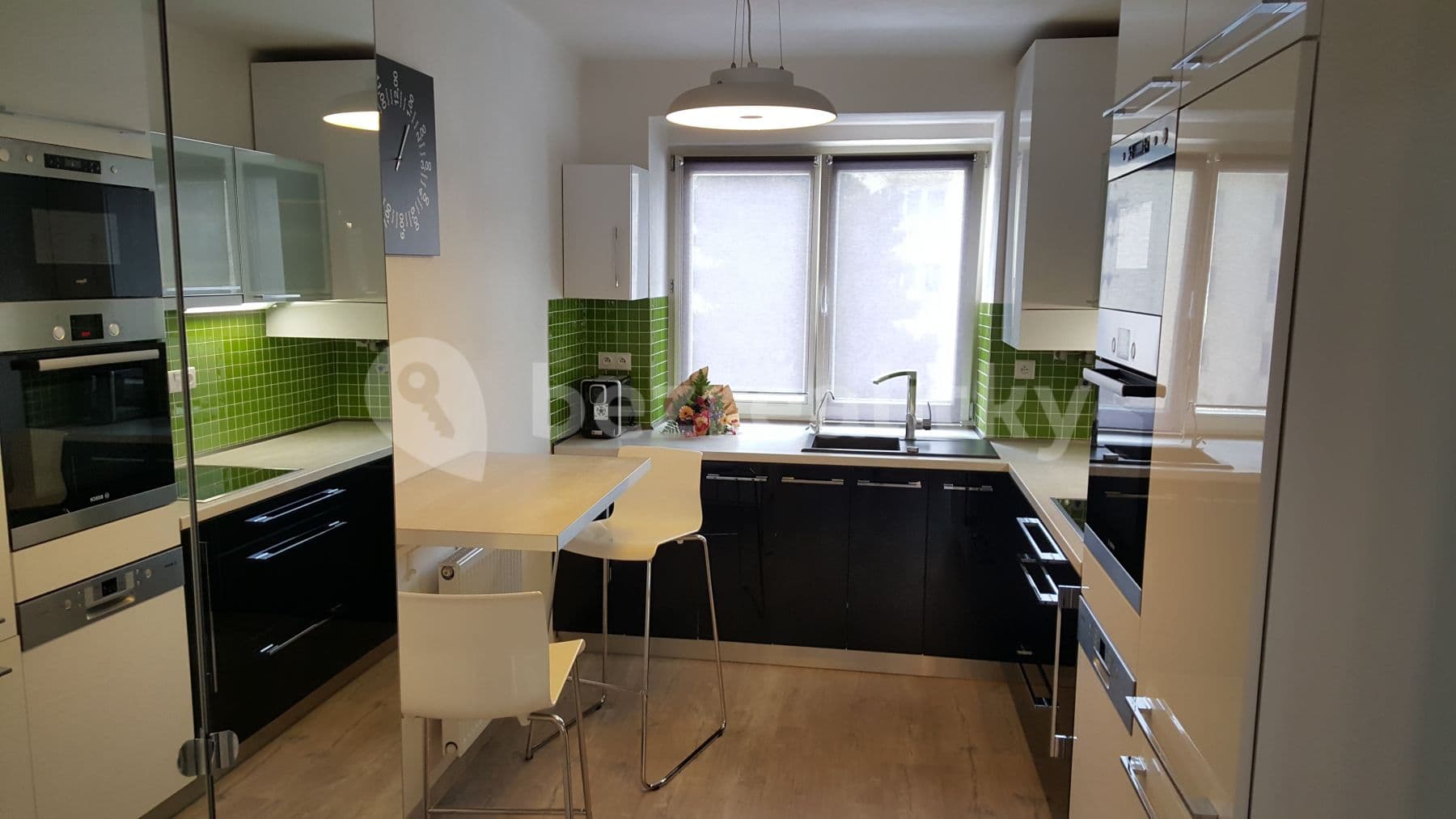 Prenájom bytu 3-izbový 75 m², Labská kotlina, Hradec Králové, Královéhradecký kraj Prenájom bytu 3-izbový 75 m², Labská kotlina, Hradec Králové, Královéhradecký kraj