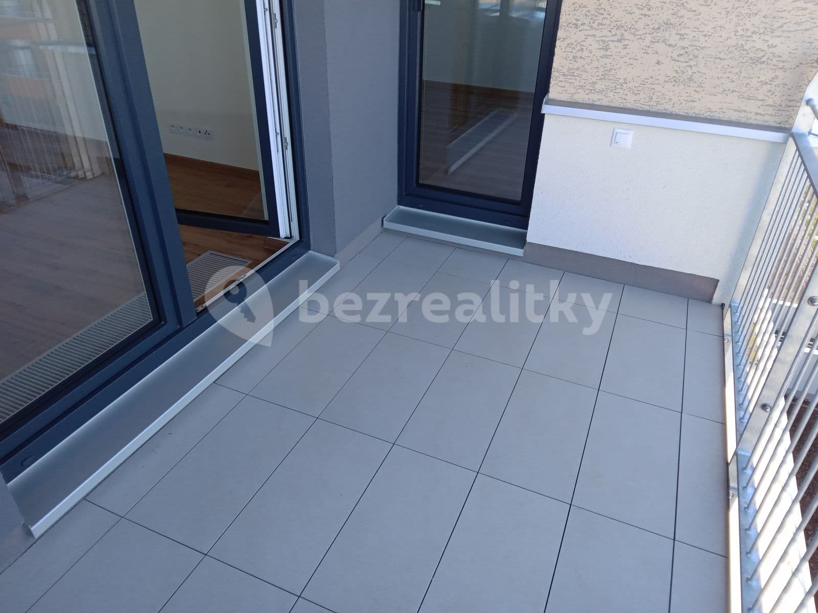 Prenájom bytu 2-izbový 58 m², Do Zahrádek Ⅰ, Praha, Praha Prenájom bytu 2-izbový 58 m², Do Zahrádek Ⅰ, Praha, Praha