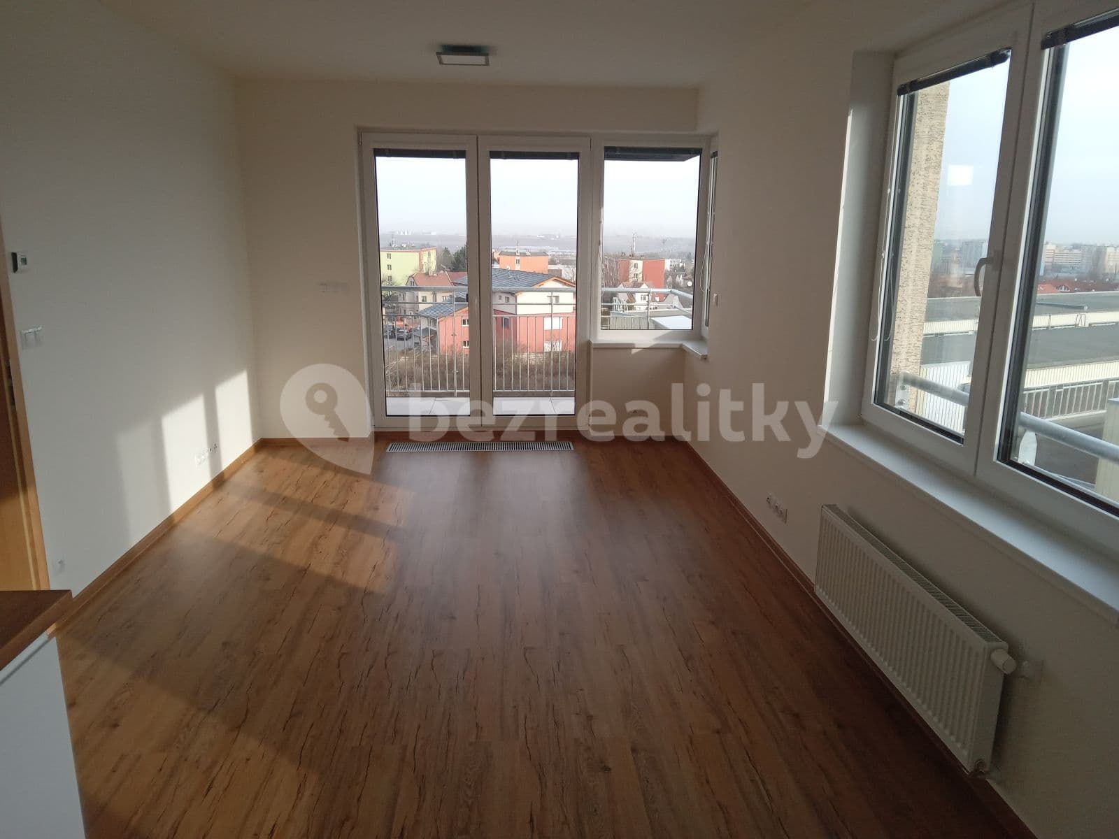 Prenájom bytu 2-izbový 58 m², Do Zahrádek Ⅰ, Praha, Praha Prenájom bytu 2-izbový 58 m², Do Zahrádek Ⅰ, Praha, Praha