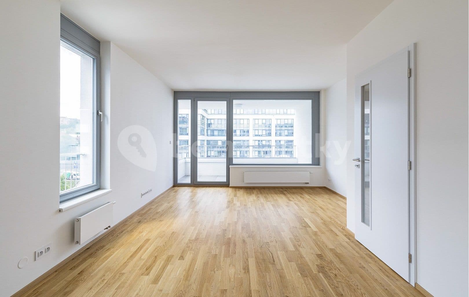 Prenájom bytu 4-izbový 107 m², Walterovo náměstí, Praha, Praha Prenájom bytu 4-izbový 107 m², Walterovo náměstí, Praha, Praha