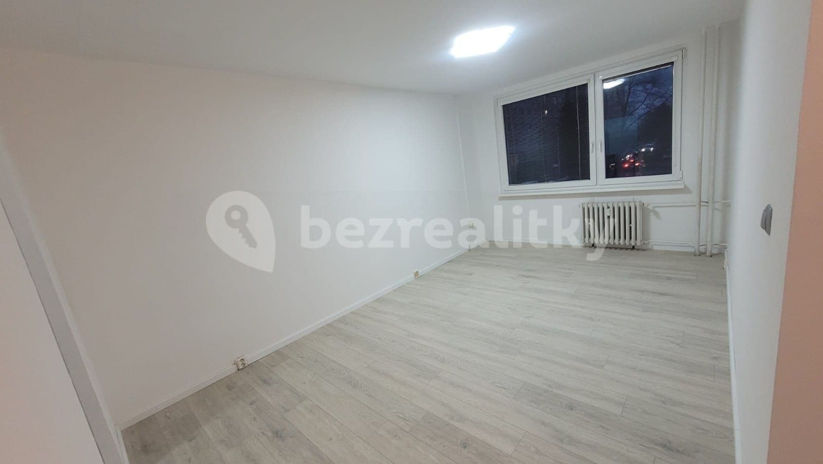 Prenájom bytu 2-izbový 44 m², Láskova, Praha, Praha Prenájom bytu 2-izbový 44 m², Láskova, Praha, Praha