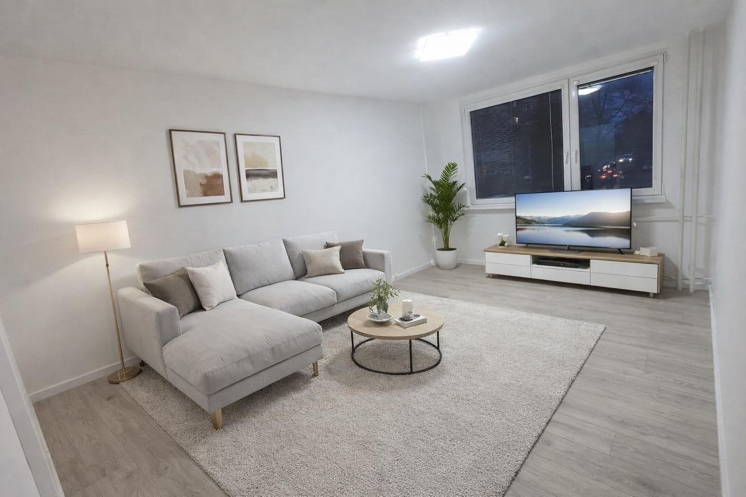 Prenájom bytu 2-izbový 44 m², Láskova, Praha, Praha Prenájom bytu 2-izbový 44 m², Láskova, Praha, Praha