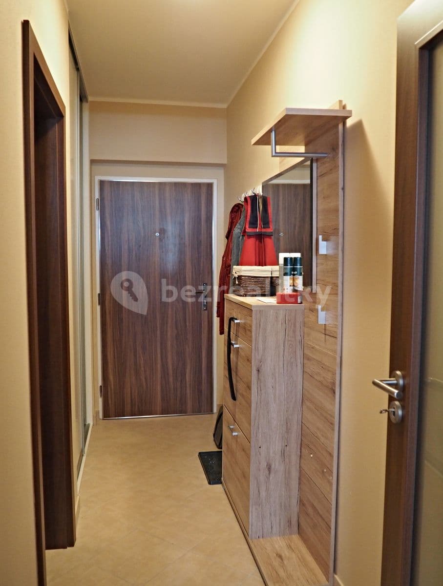 Prenájom bytu 1-izbový 32 m², Hornoměcholupská, Praha, Praha Prenájom bytu 1-izbový 32 m², Hornoměcholupská, Praha, Praha