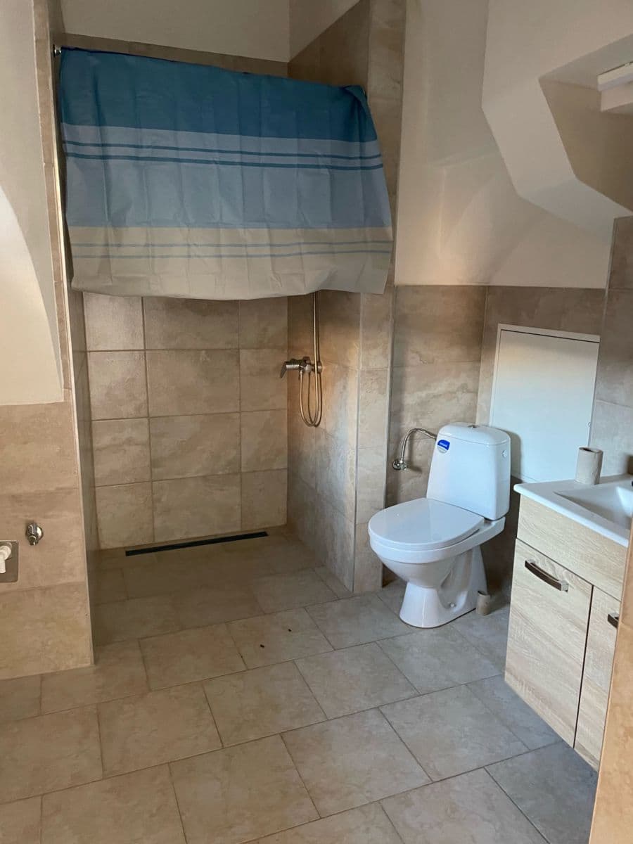 Prenájom bytu 2-izbový 41 m², Sušilovo náměstí, Rousínov, Jihomoravský kraj Prenájom bytu 2-izbový 41 m², Sušilovo náměstí, Rousínov, Jihomoravský kraj
