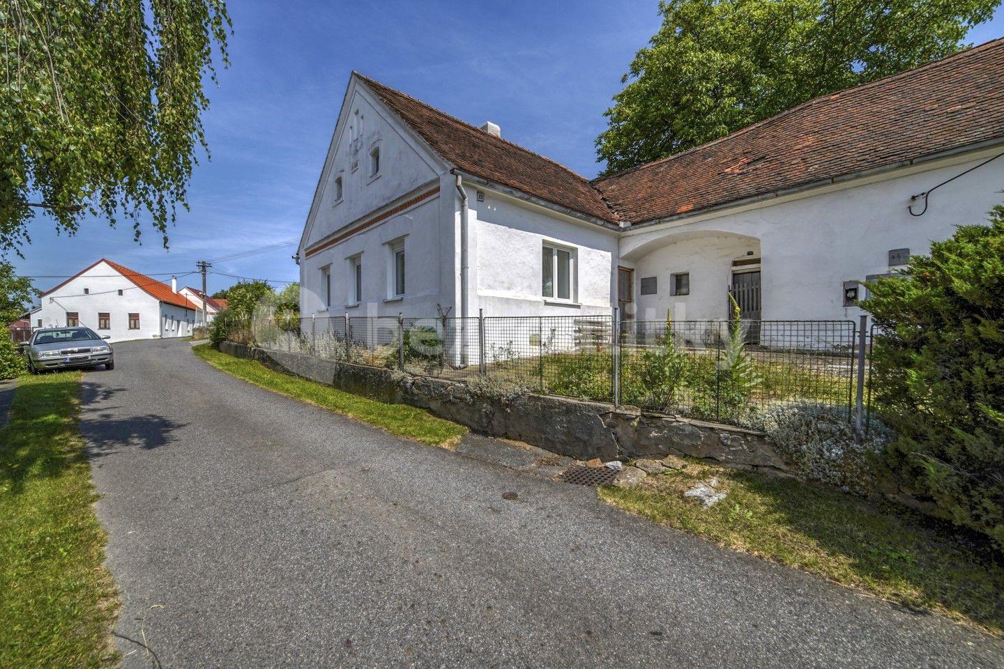 Predaj domu 180 m², pozemek 626 m², Břežany, Plzeňský kraj