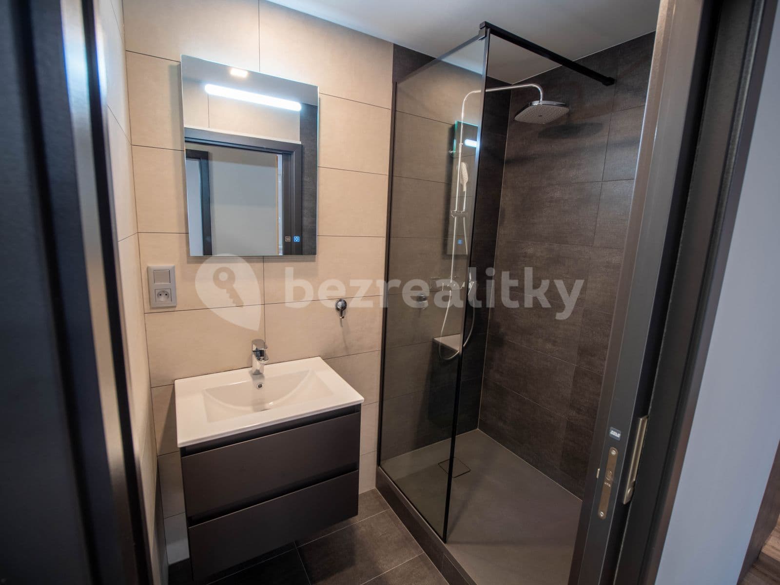 Prenájom bytu 2-izbový 49 m², Vánková, Praha, Praha Prenájom bytu 2-izbový 49 m², Vánková, Praha, Praha