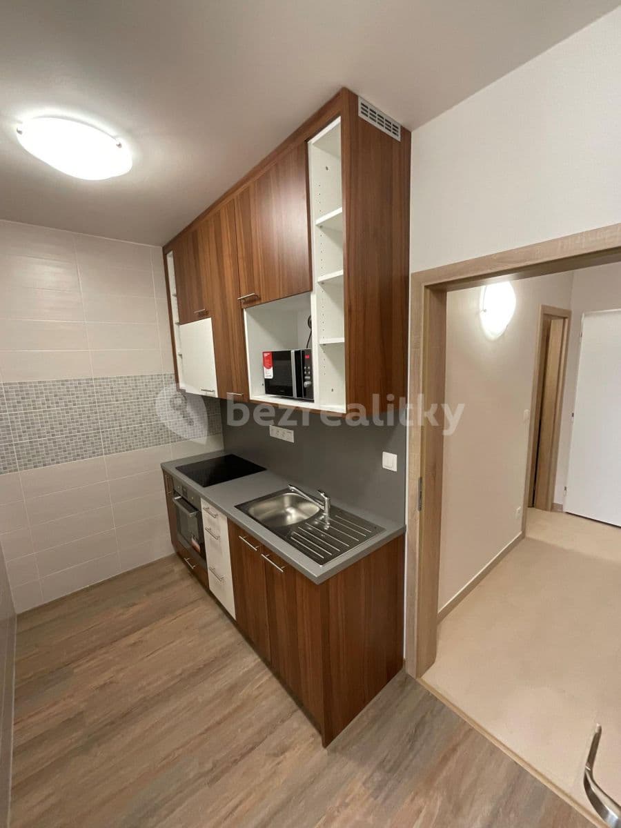 Prenájom bytu 2-izbový 52 m², Jihlava, Kraj Vysočina Prenájom bytu 2-izbový 52 m², Jihlava, Kraj Vysočina