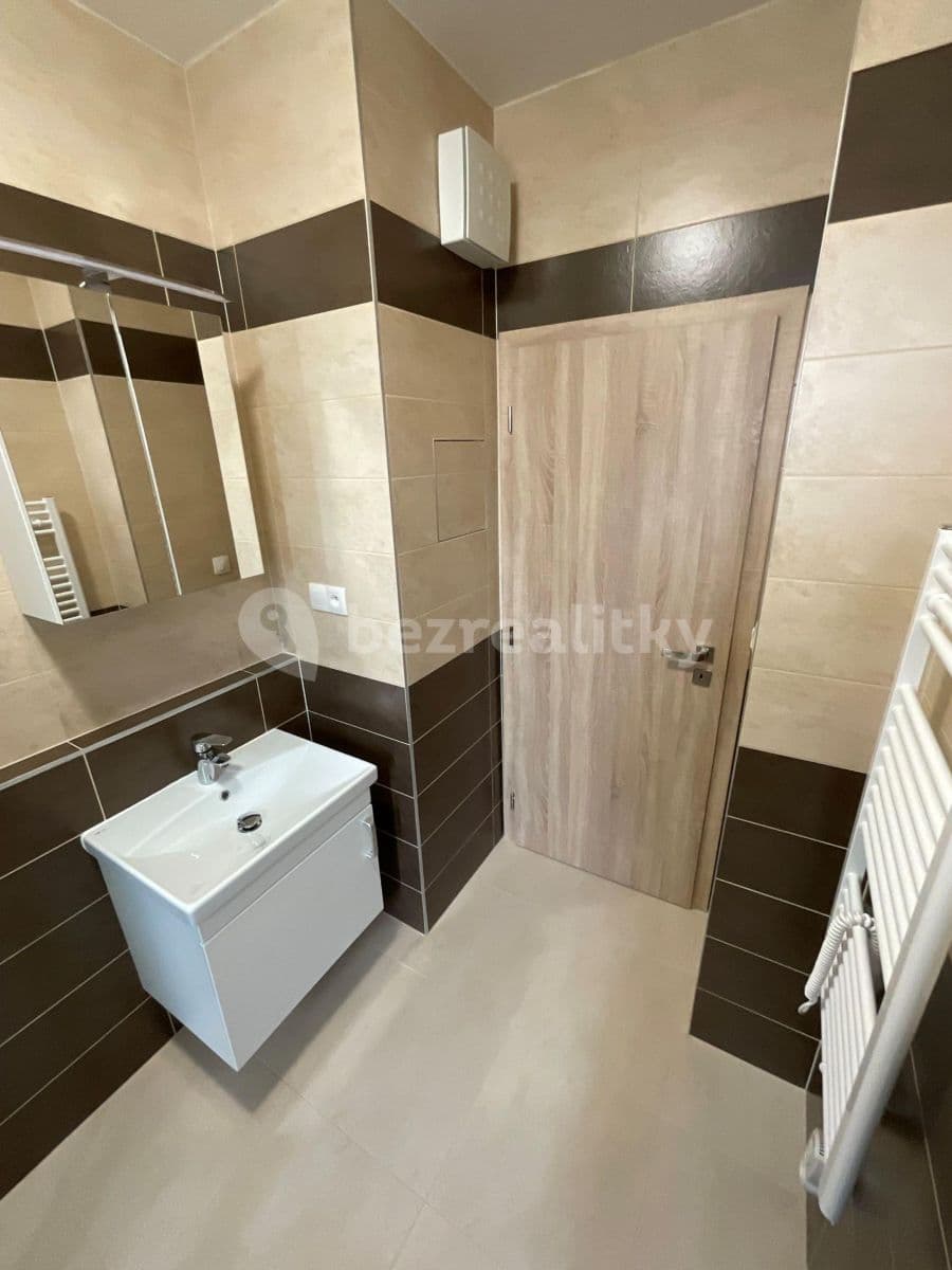 Prenájom bytu 2-izbový 52 m², Jihlava, Kraj Vysočina Prenájom bytu 2-izbový 52 m², Jihlava, Kraj Vysočina