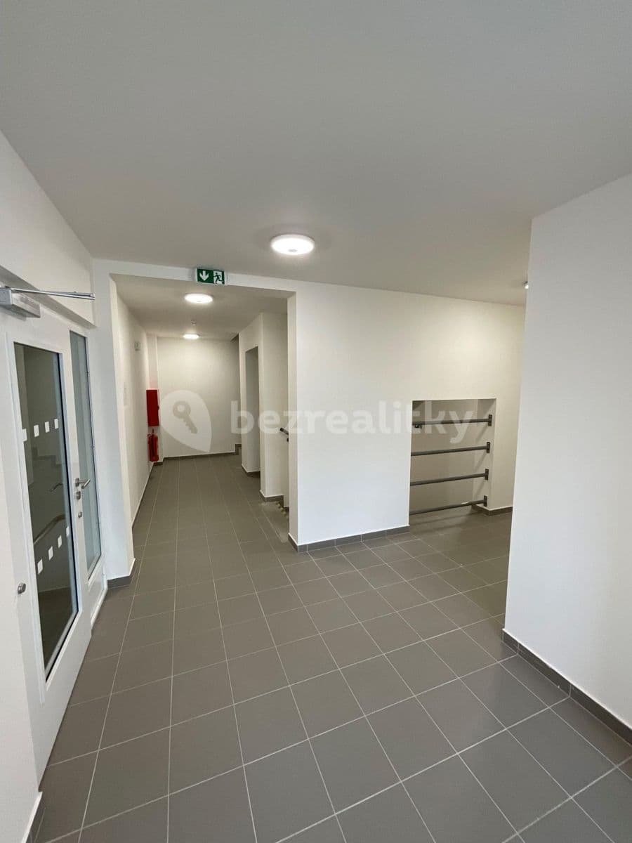 Prenájom bytu 2-izbový 52 m², Jihlava, Kraj Vysočina Prenájom bytu 2-izbový 52 m², Jihlava, Kraj Vysočina