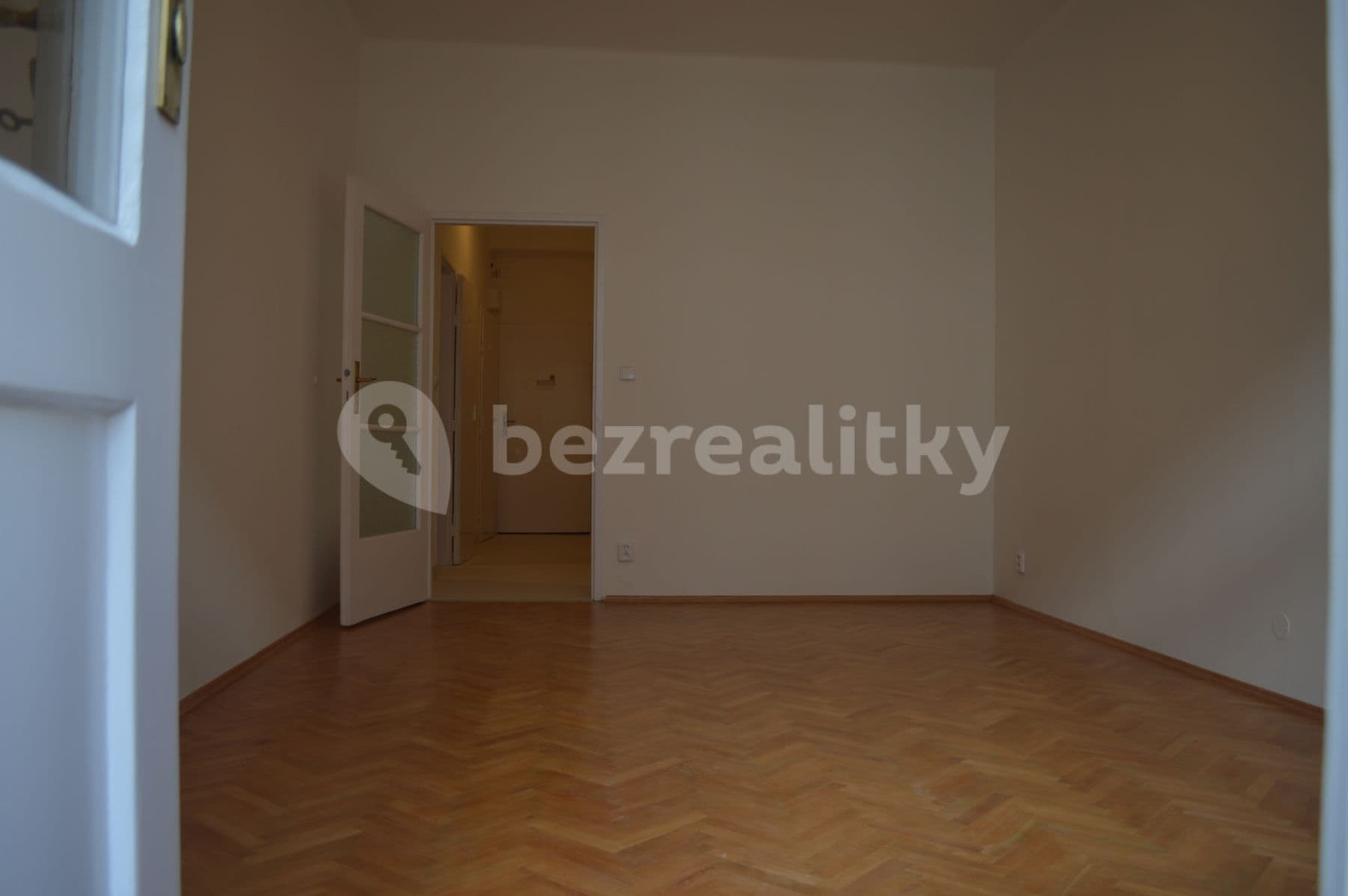 Prenájom bytu 1-izbový 30 m², Přemyslovská, Praha, Praha Prenájom bytu 1-izbový 30 m², Přemyslovská, Praha, Praha