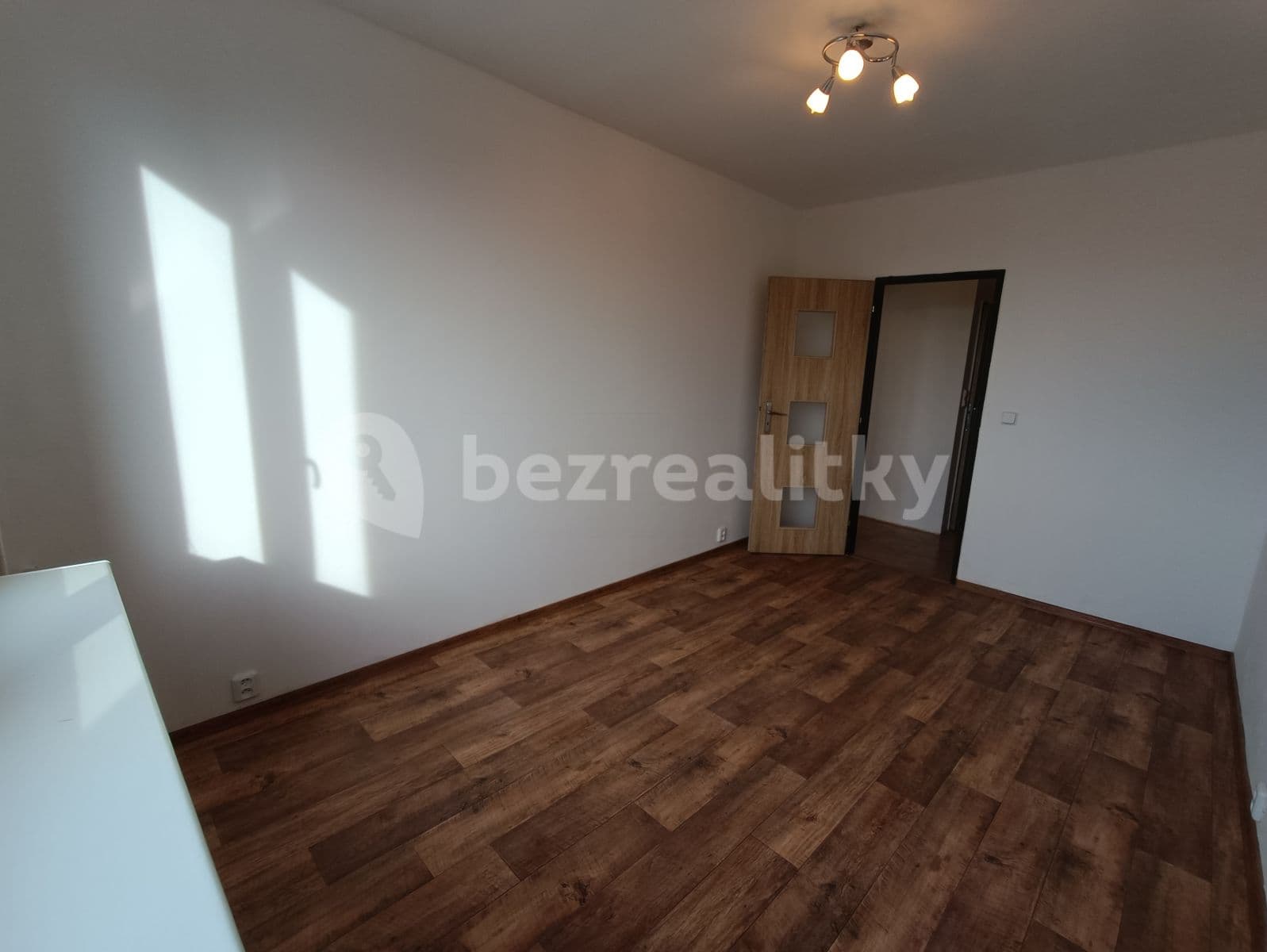 Prenájom bytu 2-izbový 43 m², Famfulíkova, Praha, Praha Prenájom bytu 2-izbový 43 m², Famfulíkova, Praha, Praha