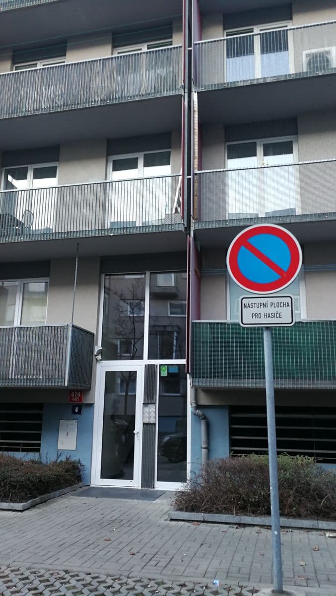 Prenájom bytu 2-izbový 54 m², Chotěšovská, Praha, Praha Prenájom bytu 2-izbový 54 m², Chotěšovská, Praha, Praha