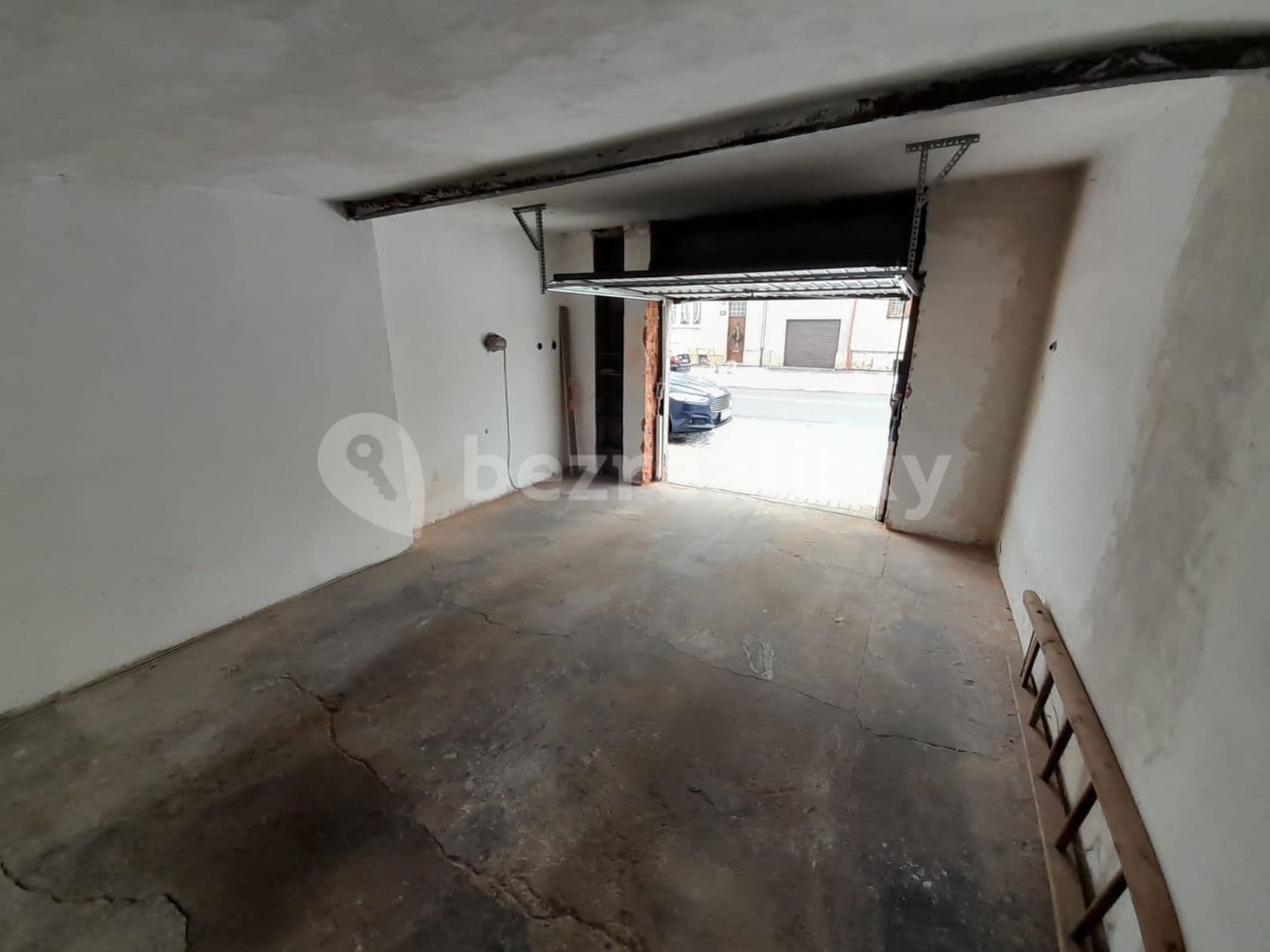 Prenájom garáže 19 m², Dukelská, Mladá Boleslav, Středočeský kraj Prenájom garáže 19 m², Dukelská, Mladá Boleslav, Středočeský kraj