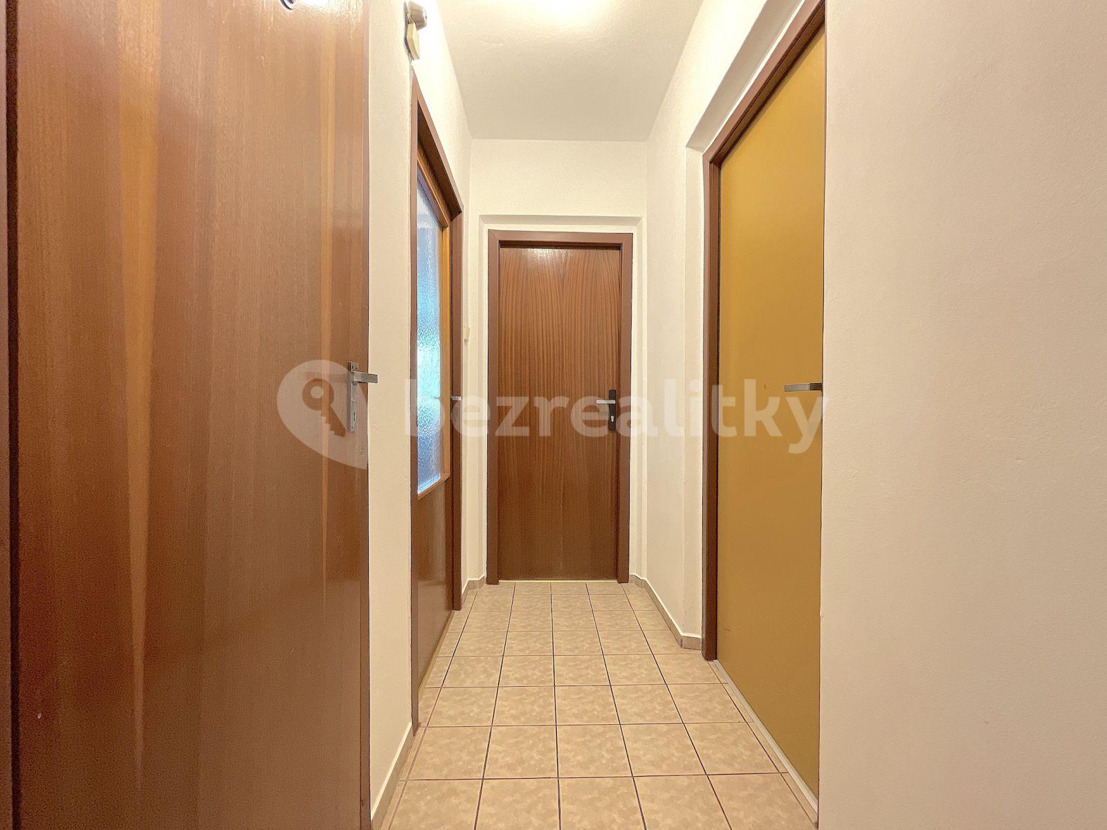 Prenájom bytu 4-izbový 83 m², Lermontova, Martin, Žilinský kraj