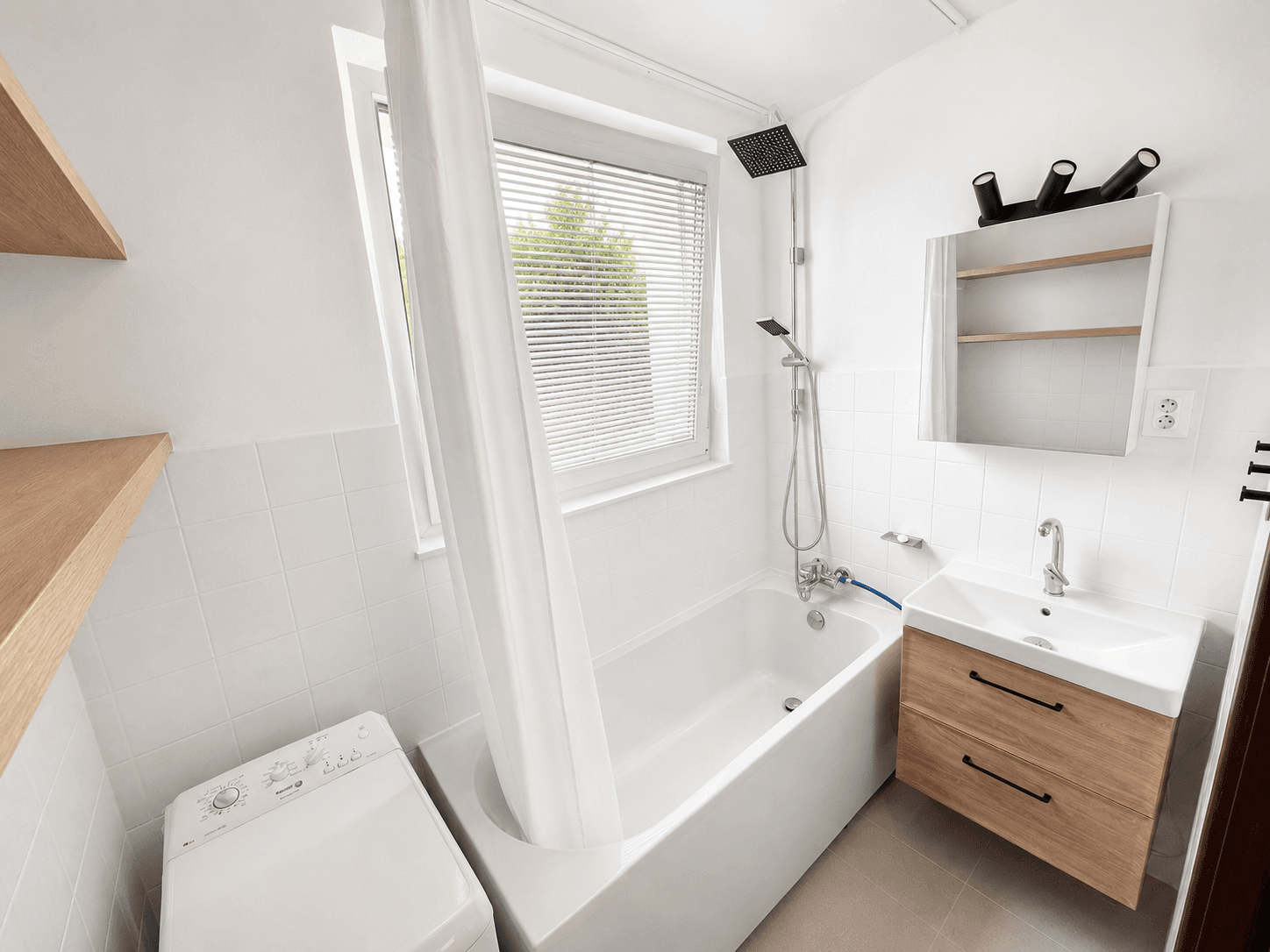 Prenájom bytu 4-izbový 83 m², Lermontova, Martin, Žilinský kraj Prenájom bytu 4-izbový 83 m², Lermontova, Martin, Žilinský kraj