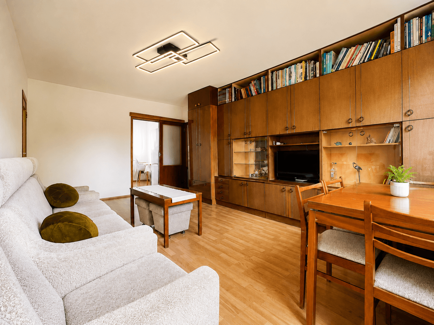Prenájom bytu 4-izbový 83 m², Lermontova, Martin, Žilinský kraj Prenájom bytu 4-izbový 83 m², Lermontova, Martin, Žilinský kraj