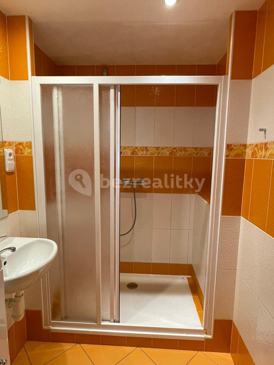 Prenájom bytu 3-izbový 75 m², Vlnařská, Liberec, Liberecký kraj Prenájom bytu 3-izbový 75 m², Vlnařská, Liberec, Liberecký kraj