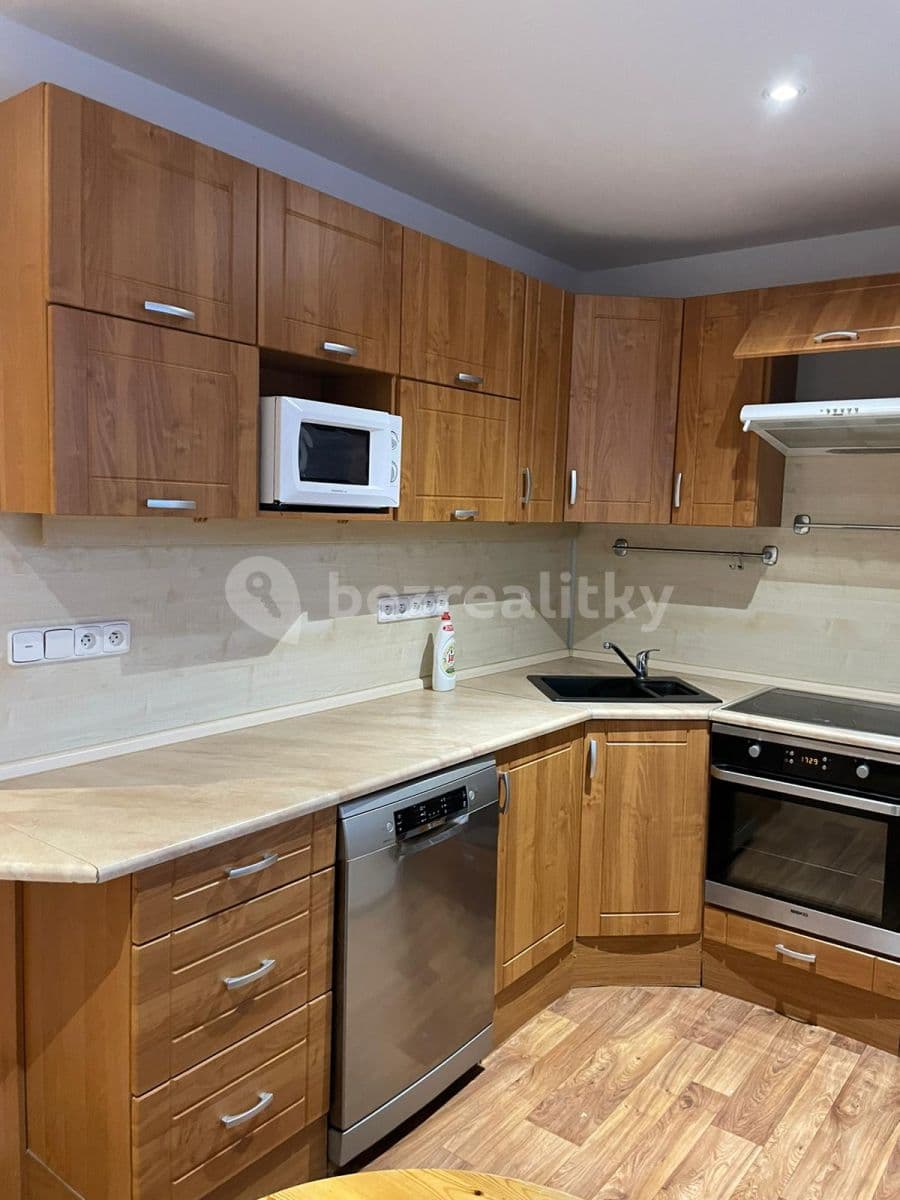 Prenájom bytu 3-izbový 75 m², Vlnařská, Liberec, Liberecký kraj Prenájom bytu 3-izbový 75 m², Vlnařská, Liberec, Liberecký kraj