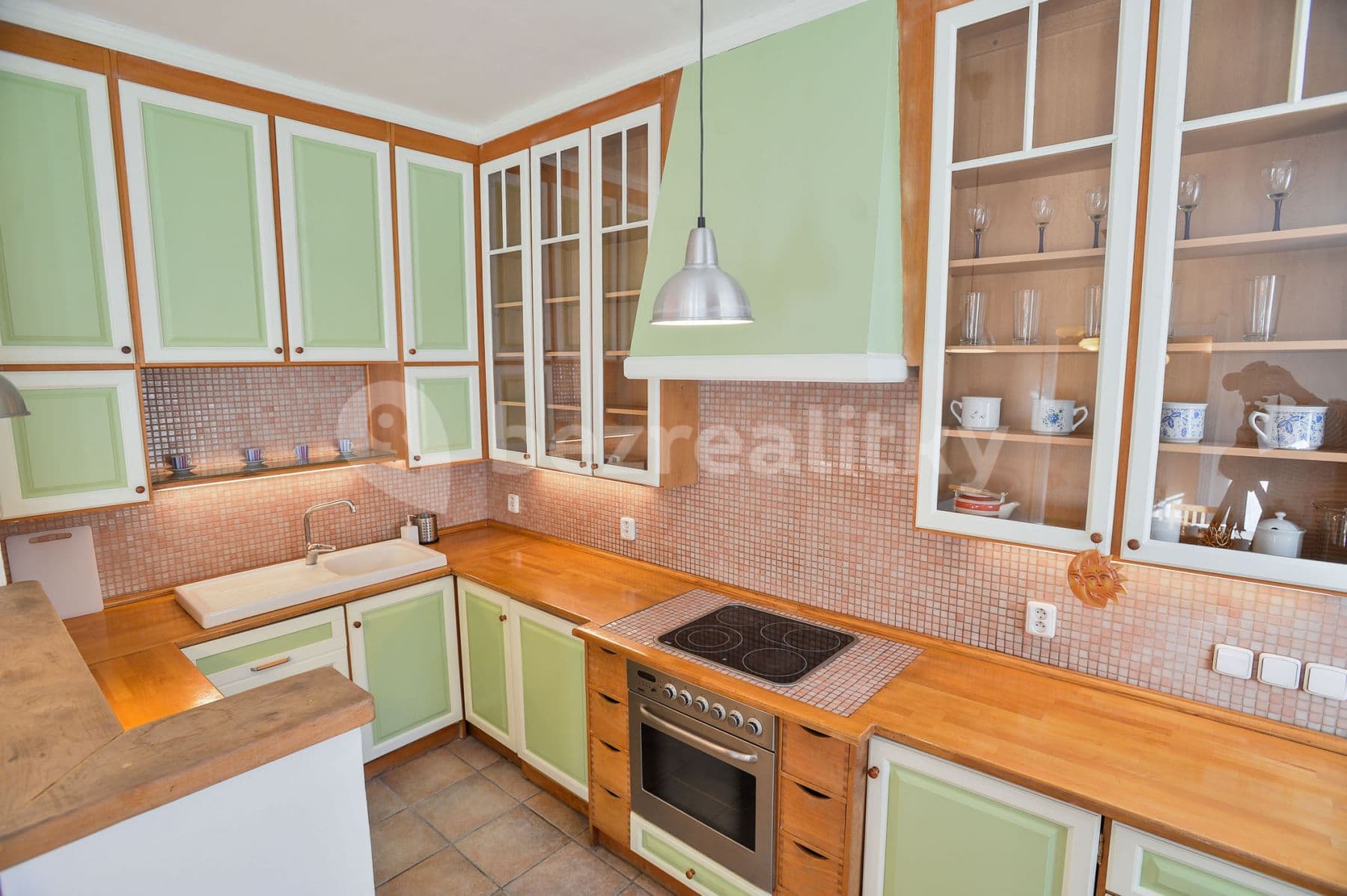 Prenájom bytu 3-izbový 79 m², Na Václavce, Praha, Praha Prenájom bytu 3-izbový 79 m², Na Václavce, Praha, Praha