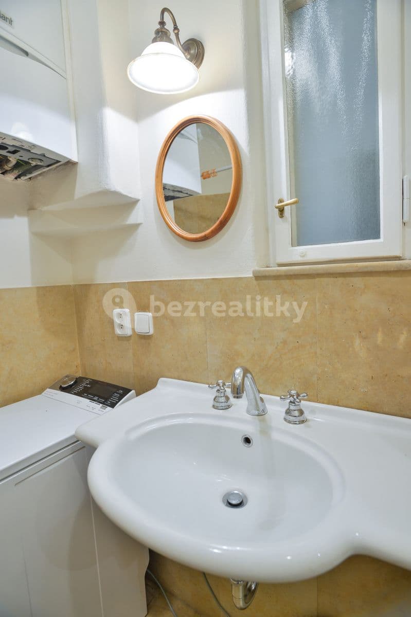 Prenájom bytu 3-izbový 79 m², Na Václavce, Praha, Praha Prenájom bytu 3-izbový 79 m², Na Václavce, Praha, Praha