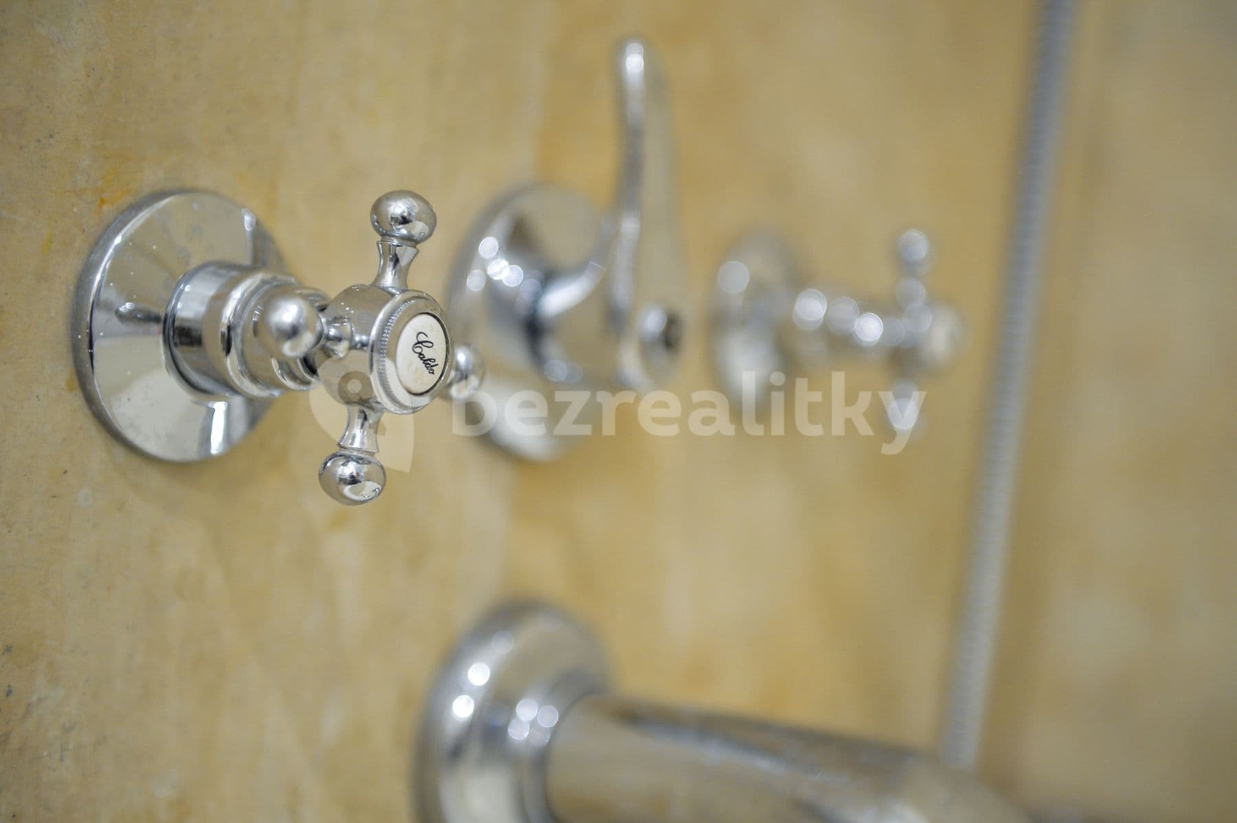 Prenájom bytu 3-izbový 79 m², Na Václavce, Praha, Praha Prenájom bytu 3-izbový 79 m², Na Václavce, Praha, Praha