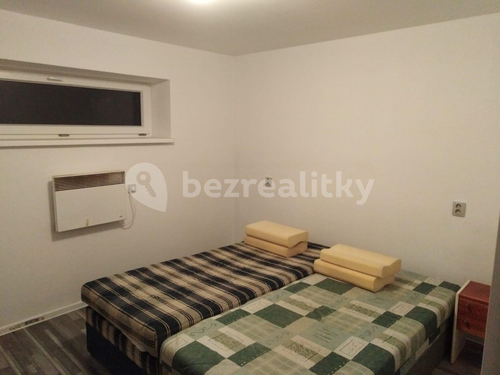 Prenájom bytu 3-izbový 72 m², Chvalkovice, Jihomoravský kraj