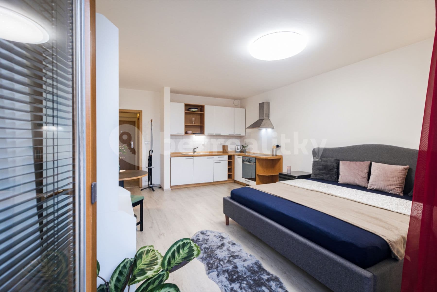 Prenájom bytu 1-izbový 30 m², Kališnická, Praha, Praha Prenájom bytu 1-izbový 30 m², Kališnická, Praha, Praha