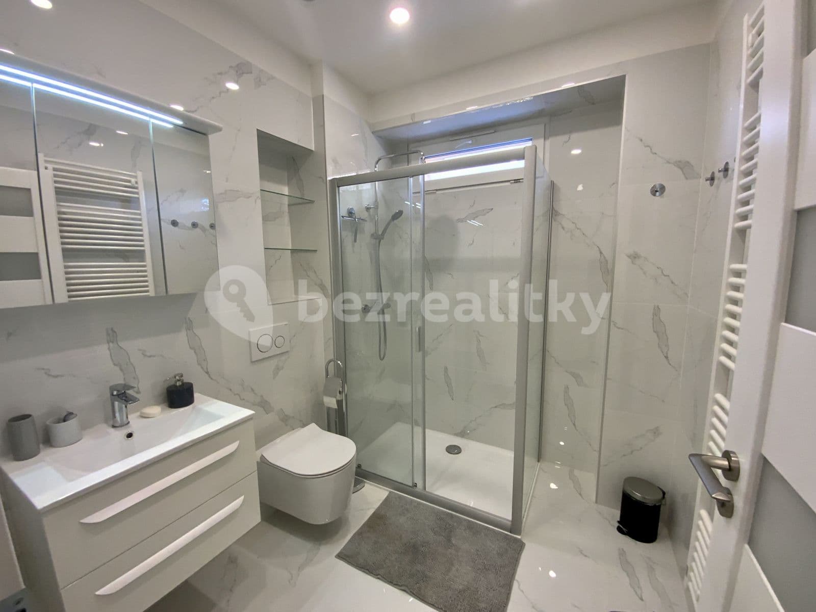 Prenájom bytu 2-izbový 50 m², K Vodojemu, Praha, Praha Prenájom bytu 2-izbový 50 m², K Vodojemu, Praha, Praha
