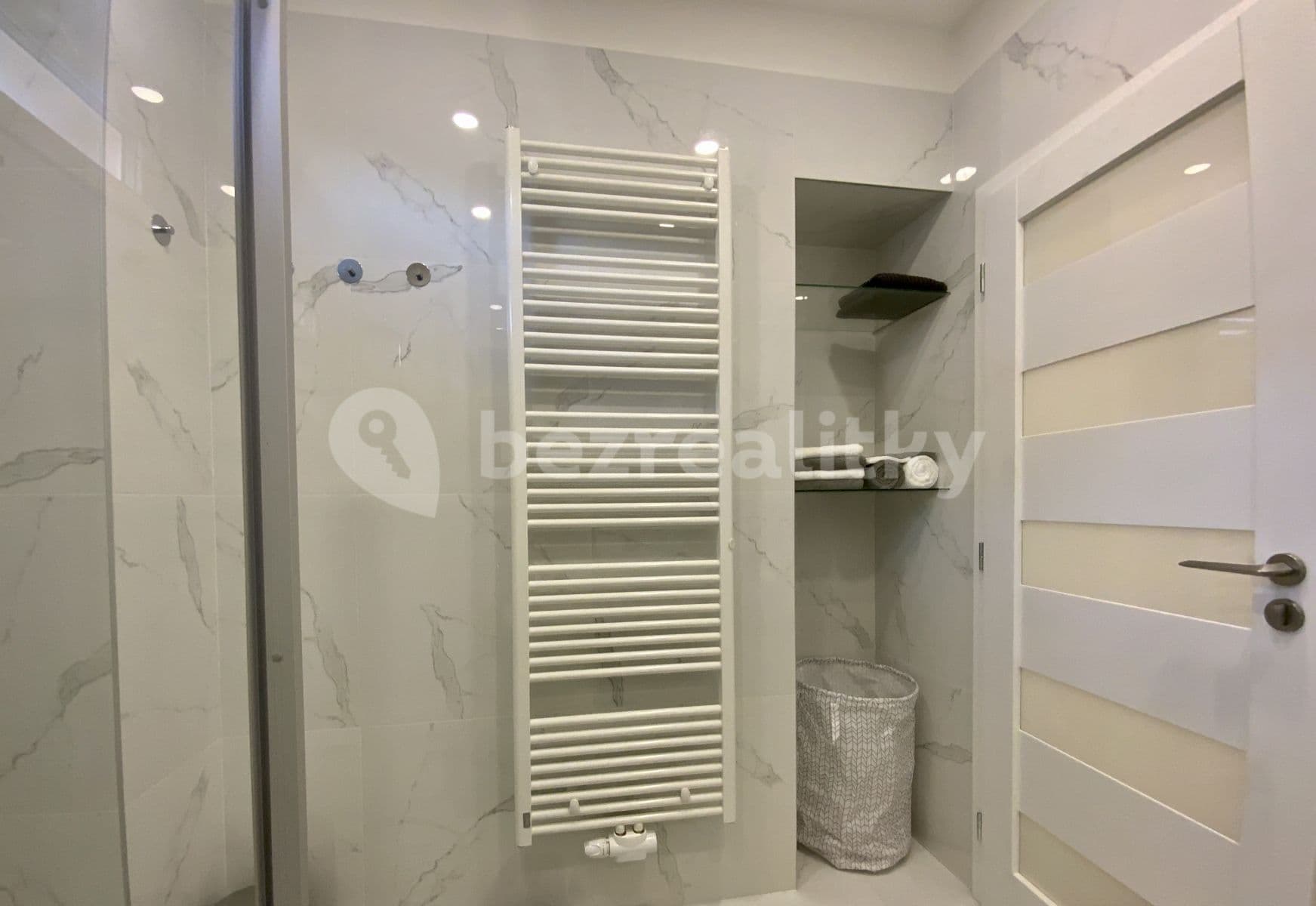 Prenájom bytu 2-izbový 50 m², K Vodojemu, Praha, Praha Prenájom bytu 2-izbový 50 m², K Vodojemu, Praha, Praha