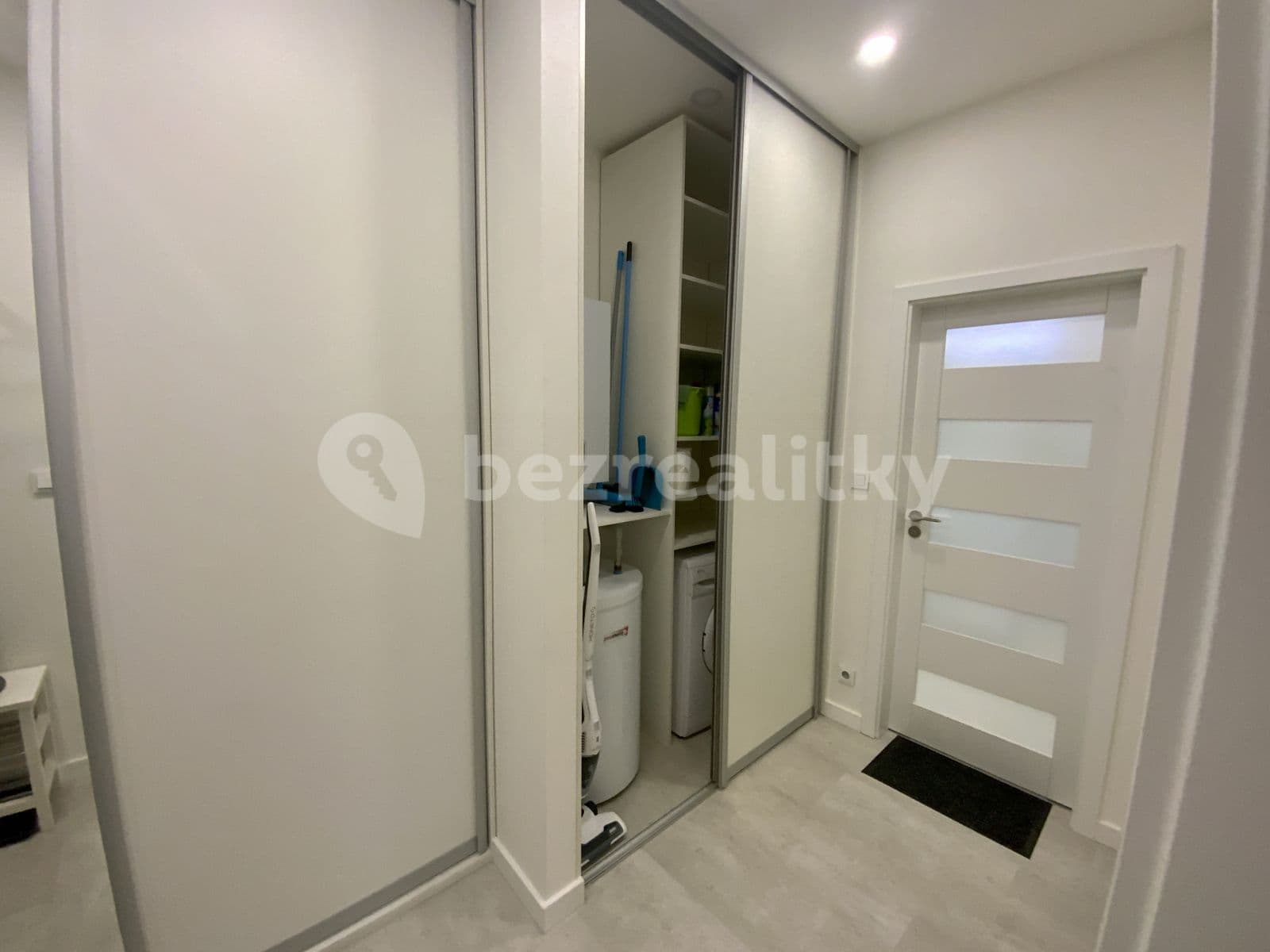 Prenájom bytu 2-izbový 50 m², K Vodojemu, Praha, Praha Prenájom bytu 2-izbový 50 m², K Vodojemu, Praha, Praha