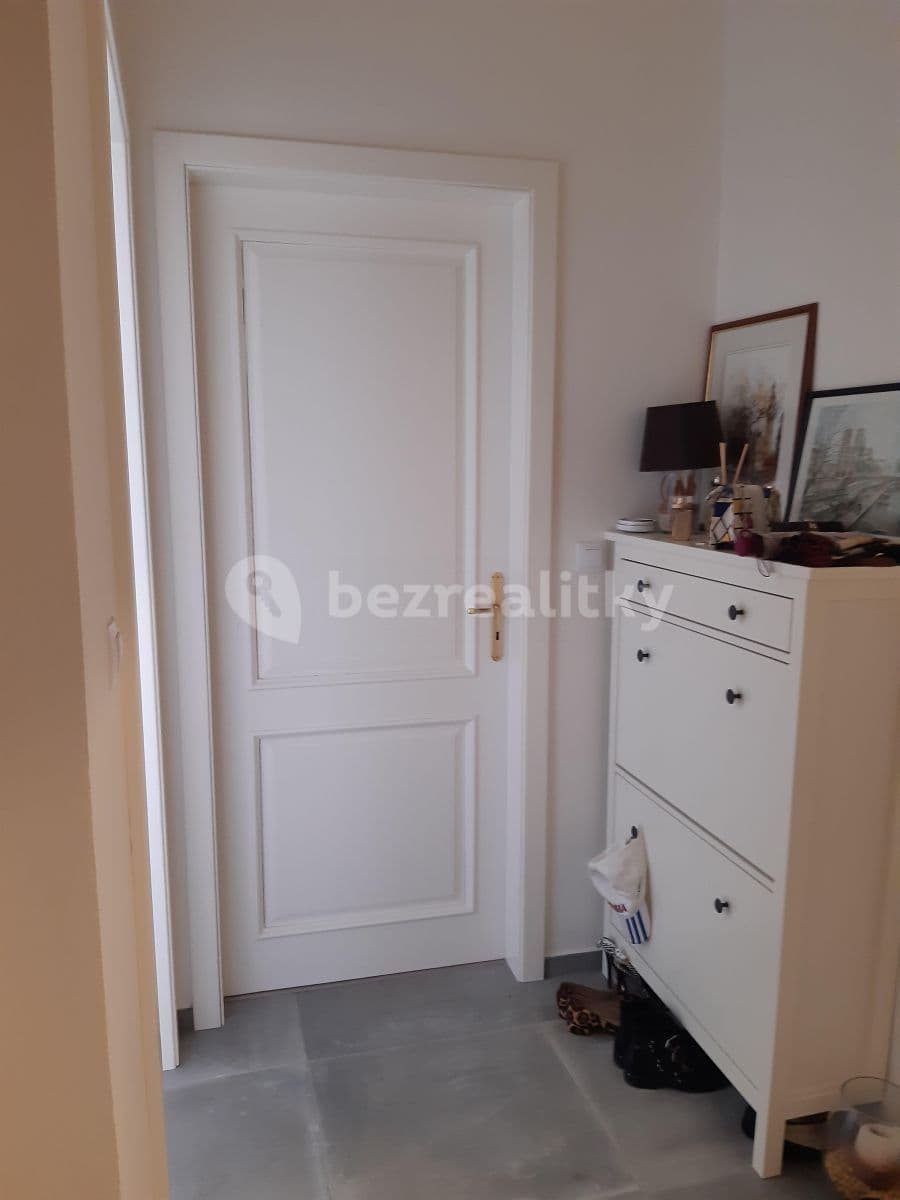 Prenájom bytu 2-izbový 45 m², Lyčkovo náměstí, Praha, Praha Prenájom bytu 2-izbový 45 m², Lyčkovo náměstí, Praha, Praha