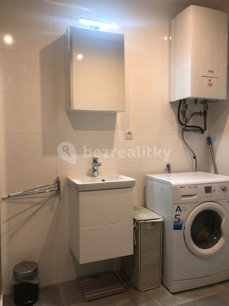 Prenájom bytu 2-izbový 45 m², Lyčkovo náměstí, Praha, Praha Prenájom bytu 2-izbový 45 m², Lyčkovo náměstí, Praha, Praha