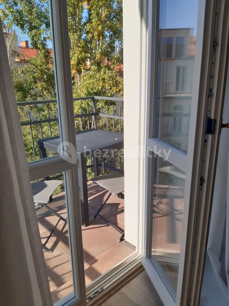 Prenájom bytu 2-izbový 45 m², Lyčkovo náměstí, Praha, Praha Prenájom bytu 2-izbový 45 m², Lyčkovo náměstí, Praha, Praha