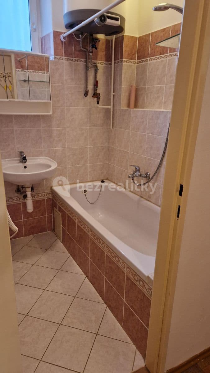 Prenájom bytu 2-izbový 45 m², Praskova, Olomouc, Olomoucký kraj Prenájom bytu 2-izbový 45 m², Praskova, Olomouc, Olomoucký kraj