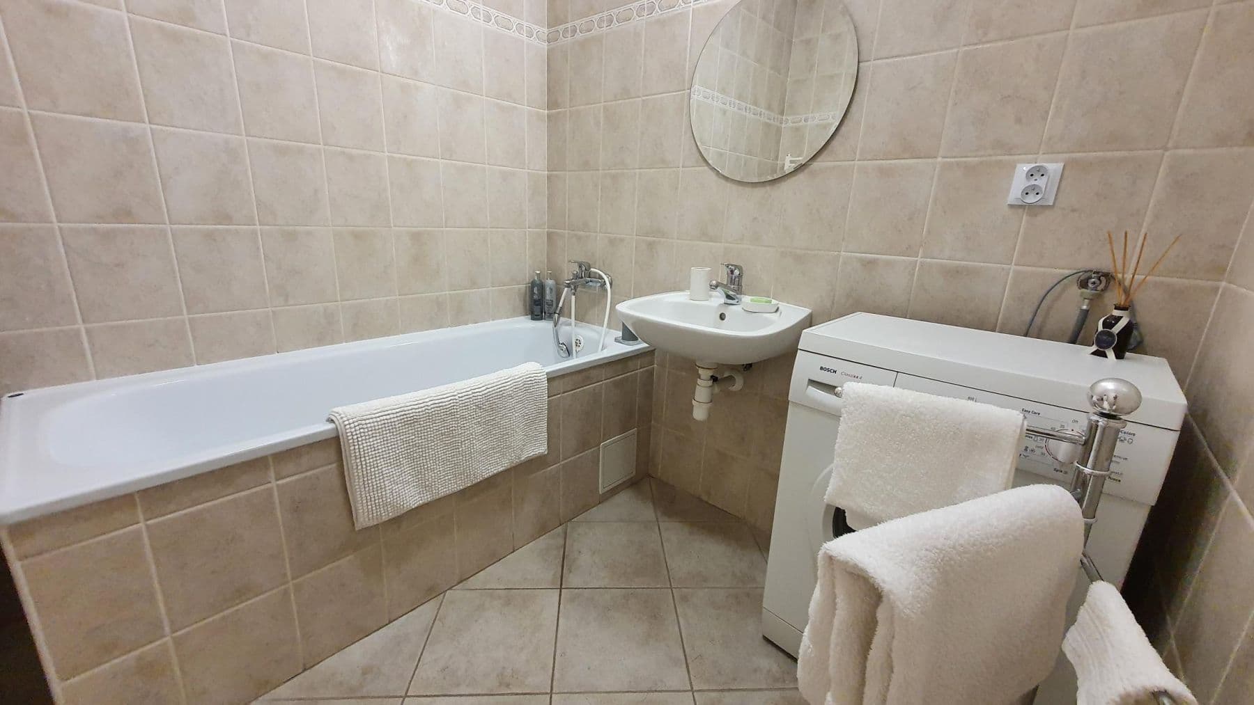 Prenájom bytu 2-izbový 64 m², Podunajské Biskupice, Bratislavský kraj Prenájom bytu 2-izbový 64 m², Podunajské Biskupice, Bratislavský kraj